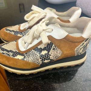 Veronica Beard Tennis Shoes size 6!
